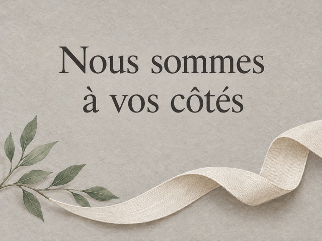 Nous sommes à vos côtés avec un ruban de lin ivoire et une branche sur fond gris